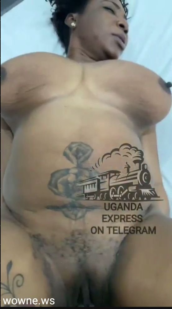 Engonga Sexy Girl With Big Breasts Sextape (18+)