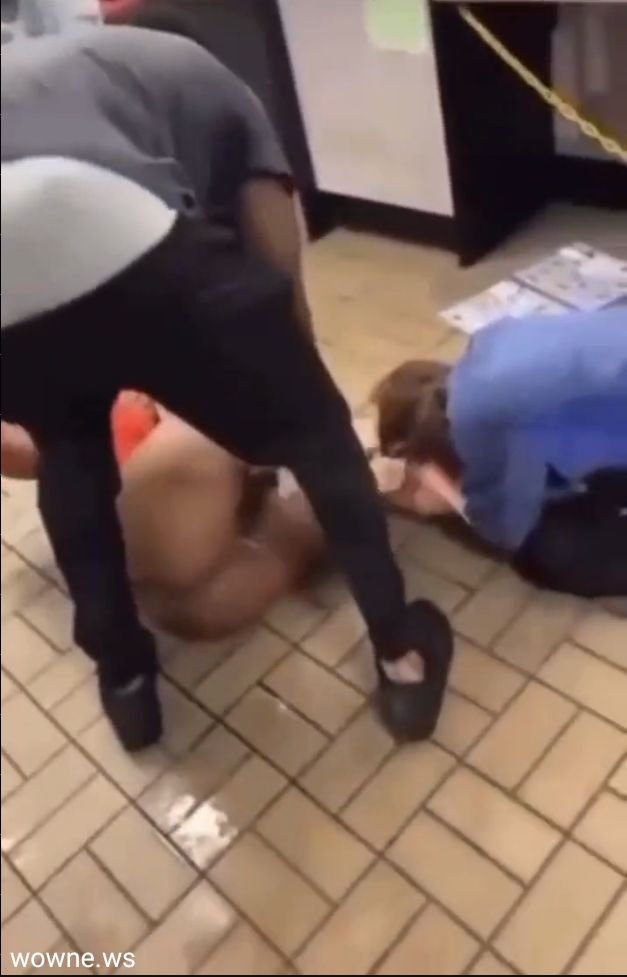 Pussy Exposed As Girl Without Panties Gets Caught Fighting In Waffle House In Public (