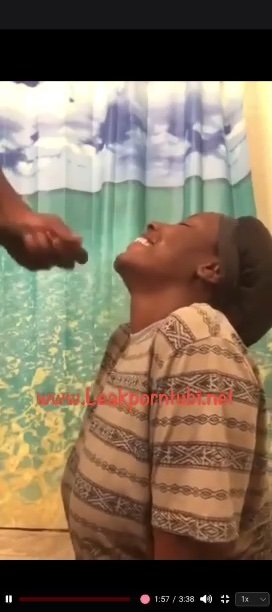 Morning head job with bestie